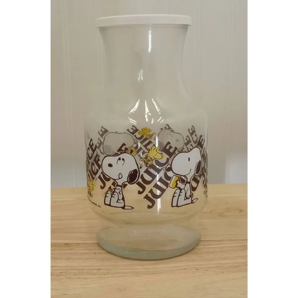 VTG Snoopy & Woodstock juice glass jug, anchor Hocking. One of a collection